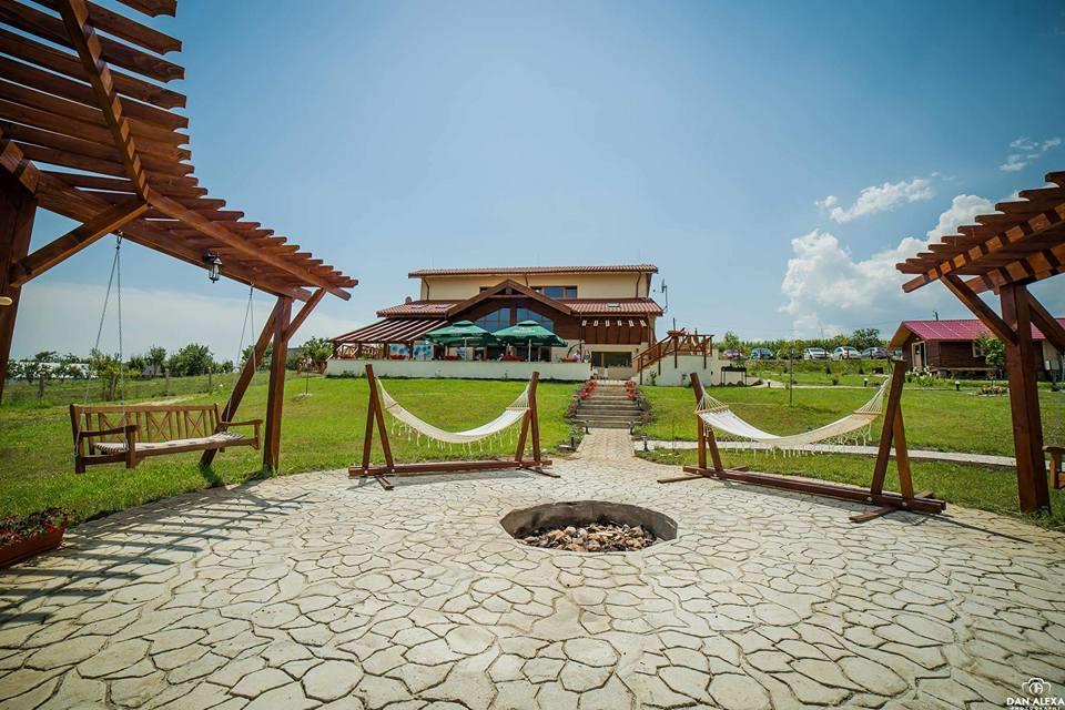 Agropensiunea Cosette Benic Exterior foto